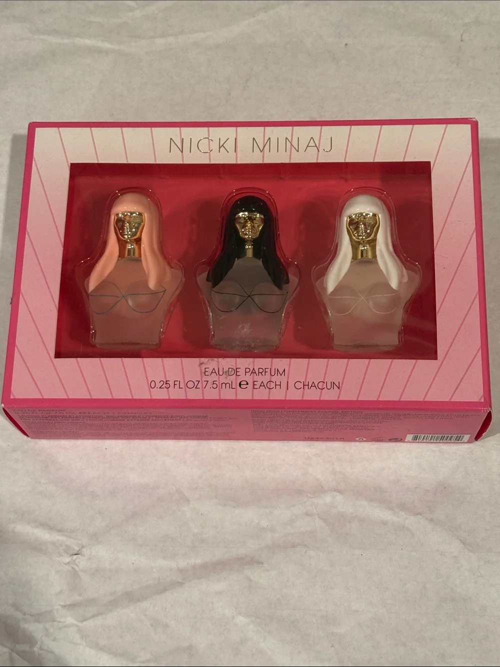 🩵Nicki Minaj Mini Perfume Trio - Pink, Black, White Bottles - Picture 1 of 8
